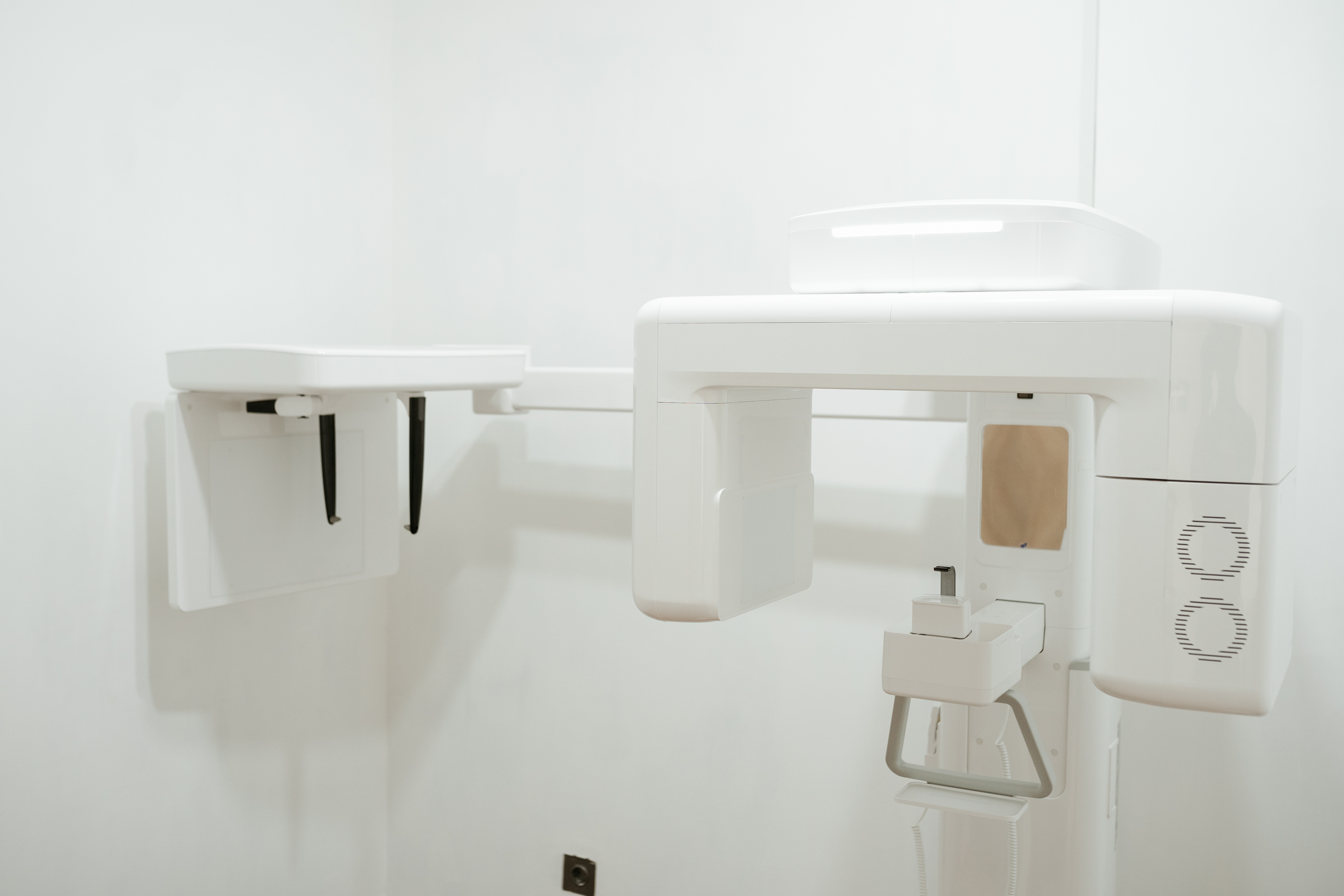 Ruang rontgen panoramik, CBCT, TMJ dan Sefalometri