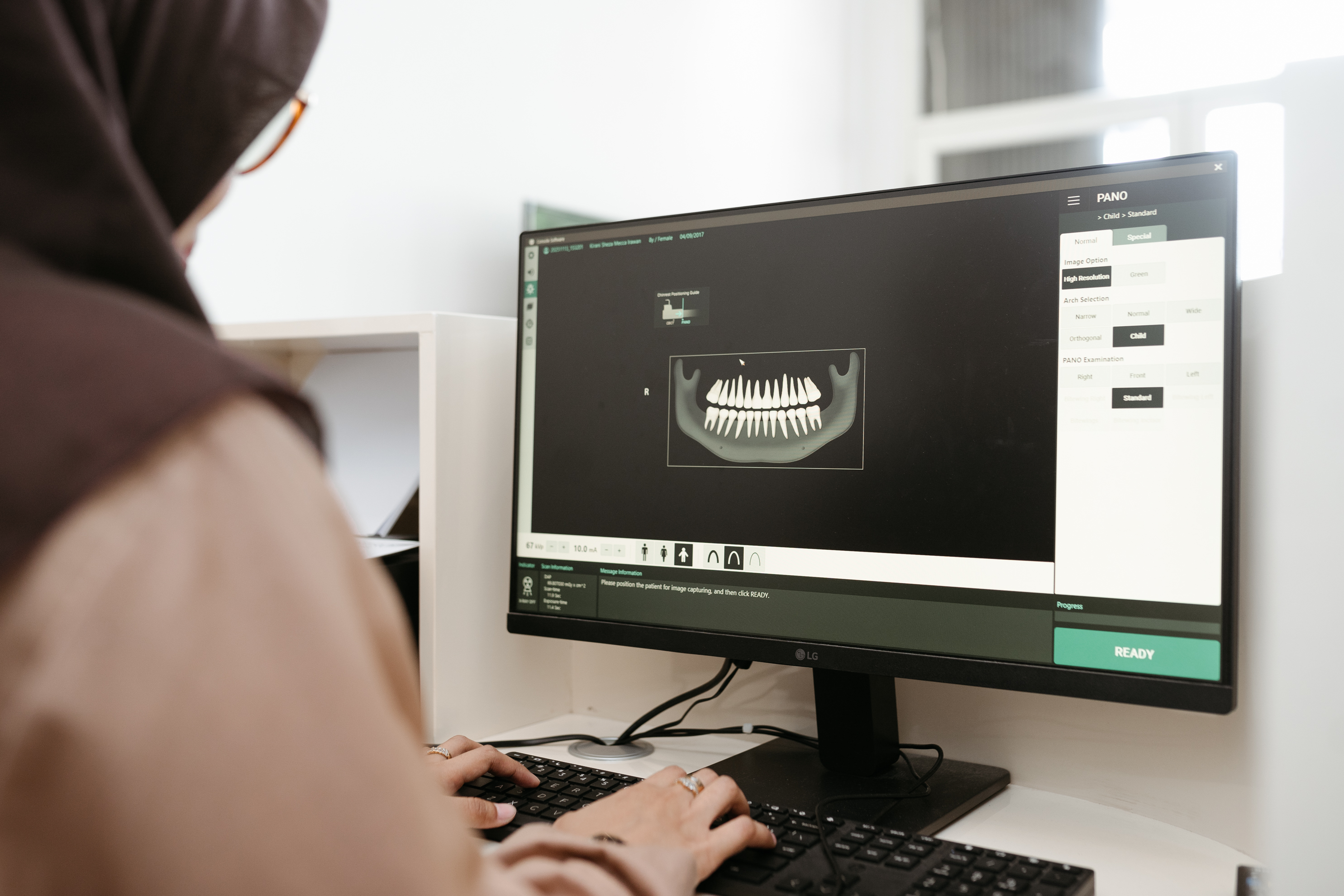 Perawatan Gigi Terpercaya Untuk Seluruh Anggota Keluarga