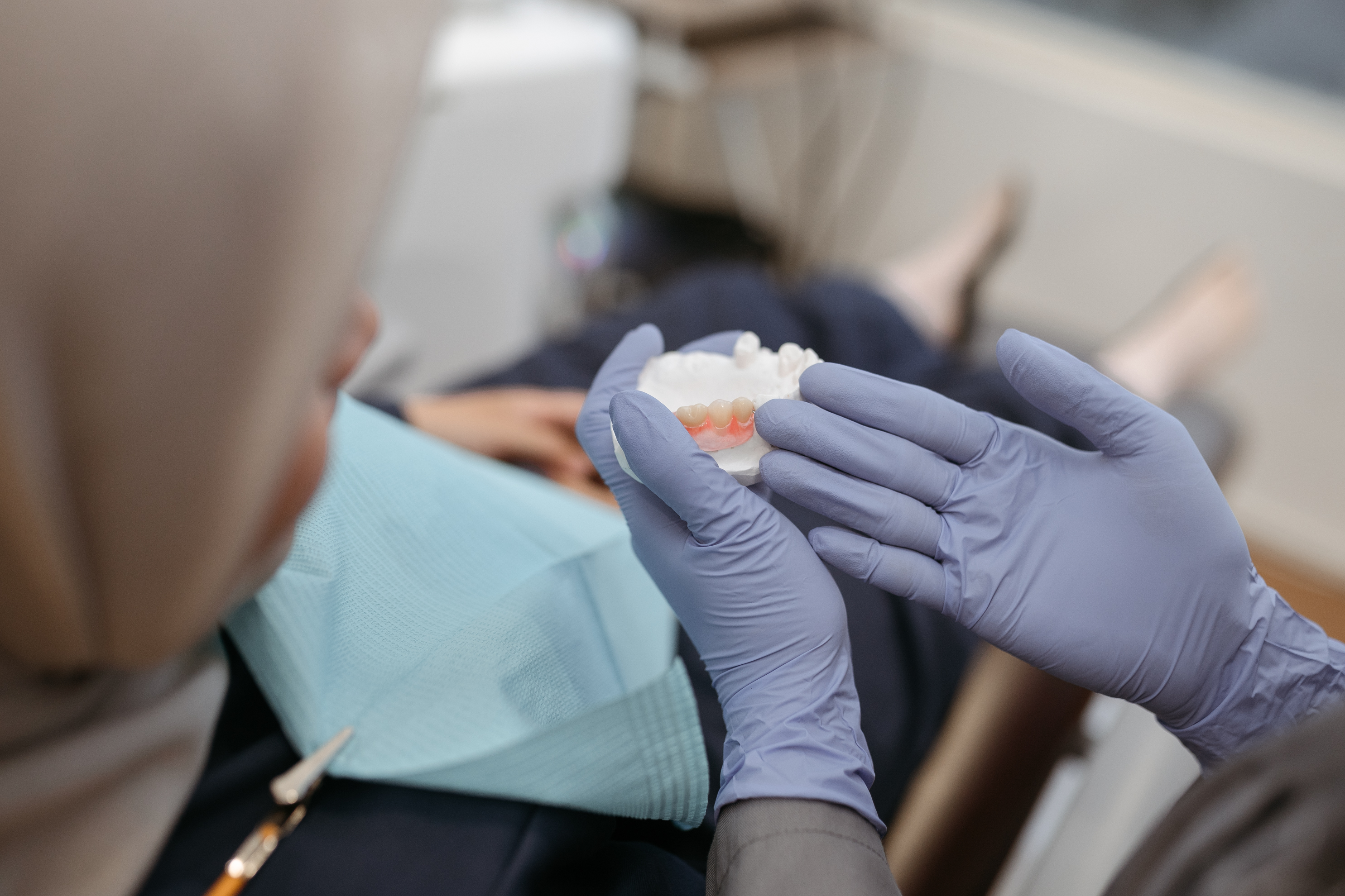 Perawatan Gigi Terbaik Pertama di Madura 